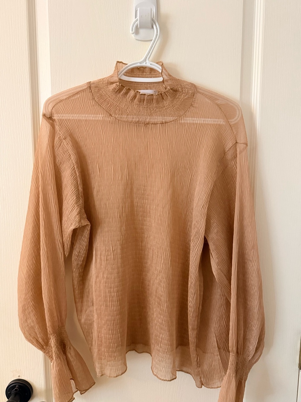 Oak + Fort Beige Flowy Long Sleeve Top